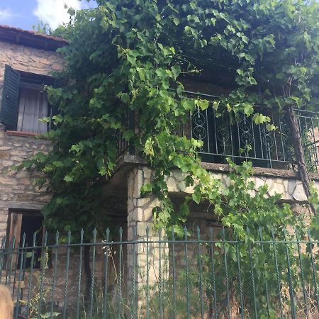 Kesemi Apartment Kalavryta Luaran gambar