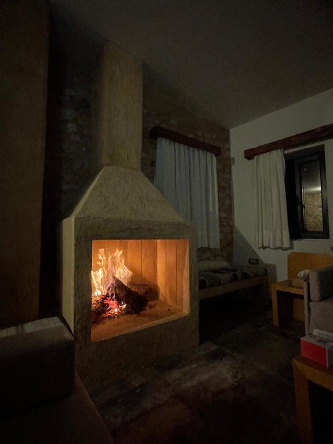 Kesemi Apartment Kalavryta Luaran gambar